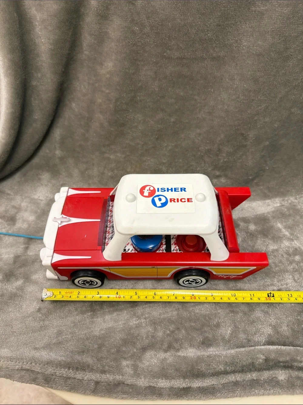 2018 Fisher Price Nifty Station Wagon Pull Toy & 1 Person & 1 Dog D